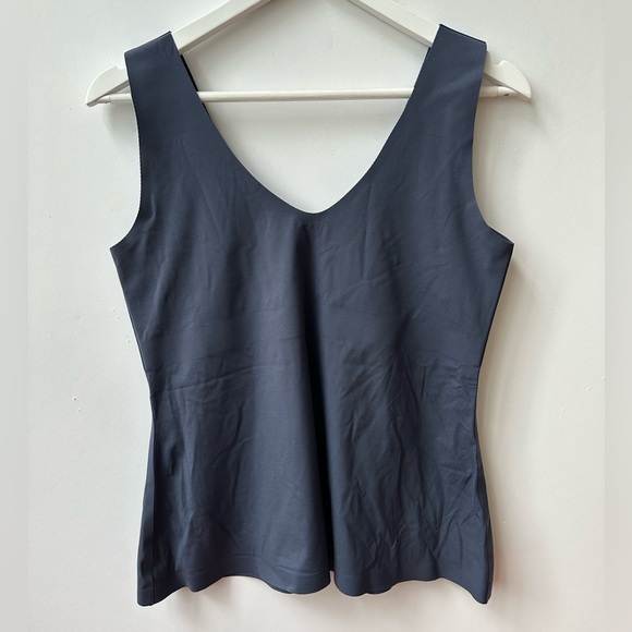 KNIX - Luxe Lift Smoothing Shapewear Tank Top - Dark Smoke Grey - XXL - Picture 5 of 9